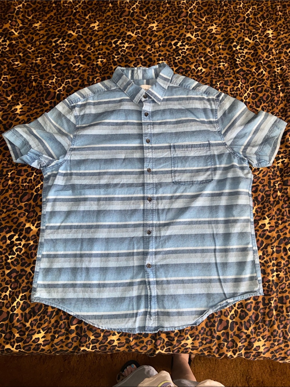 100% Cotton Goodfellow & Co Light Blue and Gray Striped Short-Sleeve Button-Up